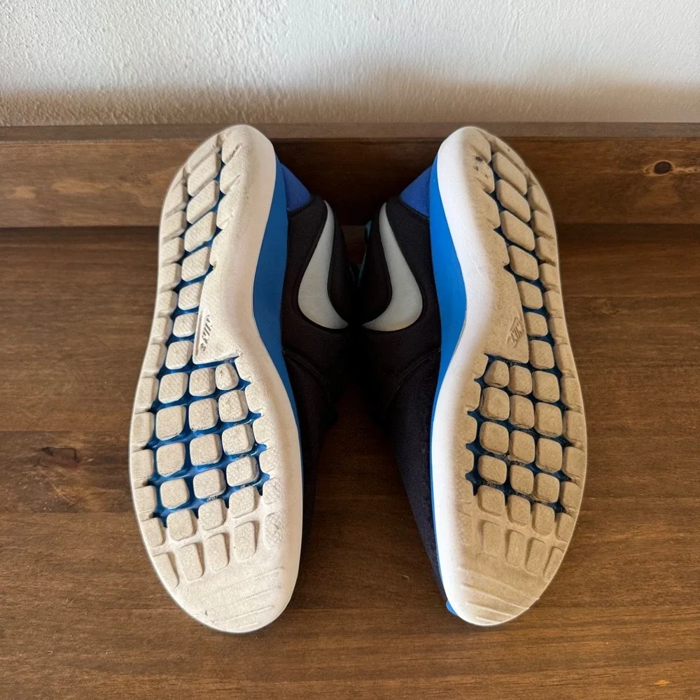 Nike Roshe Two GS Sneakers Youth 5.5Y Black Blue Running Shoes 844653-002